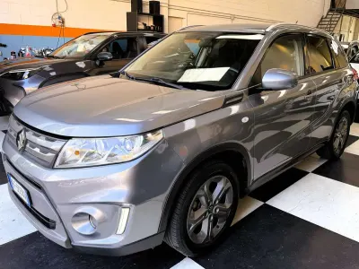 Usata Suzuki Vitara Cool 120 CV (88 kW) 2016 Grigio londra SUV
