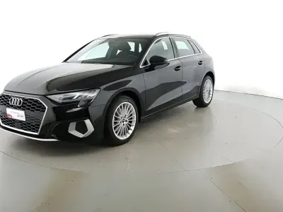 Begagnad Audi A3 Advanced 150 HK (110 kW) 2022 Svart Sedan