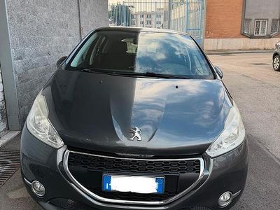 Usata Peugeot 208 68 CV (50 kW) 2013 Utilitaria