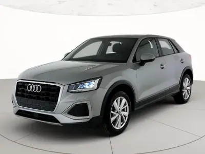 Usata Audi Q2 Advanced 150 CV (110 kW) 2023 Argento metallizzato SUV