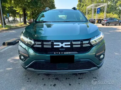 Usata Dacia Sandero Extreme 101 CV (74 kW) 2023 Verde Berlina
