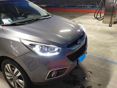 Usata Hyundai ix35 Xpossible 115 CV (84 kW) 2015 Grigio SUV