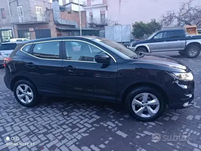 Usata Nissan Qashqai 110 CV (80 kW) 2017 Nero SUV