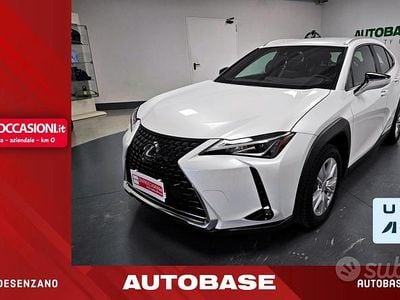 Usata Lexus UX 250h Business Edition 145 CV (106 kW) 2021 Bianco SUV