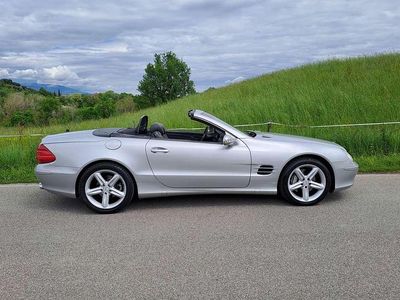 Usata Mercedes SL500 306 CV (225 kW) 2002 Grigio Cabrio