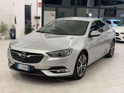 Usata Opel Insignia 136 CV (100 kW) 2018 Argento Berlina