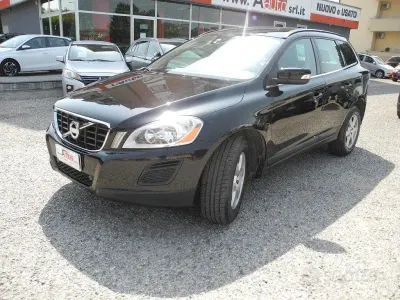 Usata Volvo XC60 Summum 163 CV (119 kW) 2012 Nero SUV