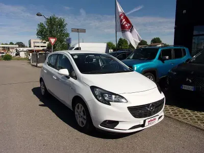 Usado Opel Corsa 90 HP (66 kW) 2016 Branco Citadino
