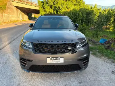 Usata Land Rover Range Rover Velar R-Dynamic 241 CV (177 kW) 2018 Grigio SUV