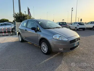 Usata Fiat Grande Punto Dynamic 65 CV (47 kW) 2007 Utilitaria