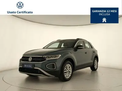 Usata VW T-Roc Life 150 CV (110 kW) 2025 Blu SUV