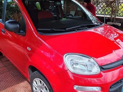 Usata Fiat Panda Easy 69 CV (50 kW) 2018 Rosso Utilitaria