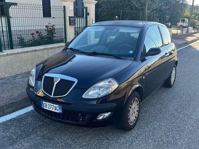 Usata Lancia Ypsilon 60 CV (44 kW) 2004 Utilitaria