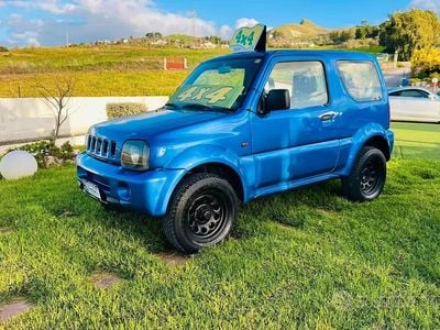 Usata Suzuki Jimny 81 CV (59 kW) 2002 Blu SUV