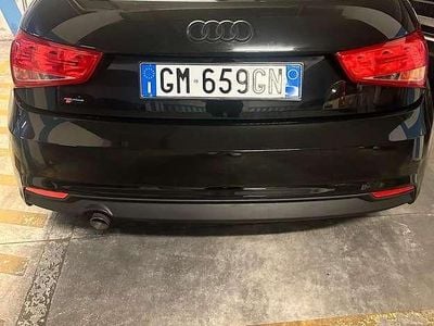 Usata Audi A1 Sportback Design 90 CV (66 kW) 2017 Nero Utilitaria