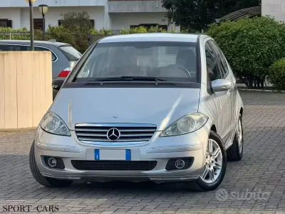 Usata Mercedes A180 Avantgarde 109 CV (80 kW) 2005 Grigio Berlina