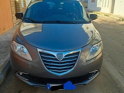 Usata Lancia Ypsilon 95 CV (69 kW) 2015 Utilitaria