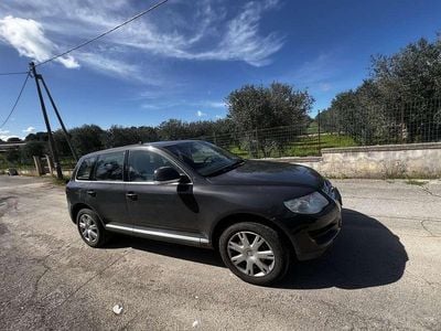 Usata VW Touareg Exclusive 240 CV (176 kW) 2008 Grigio SUV