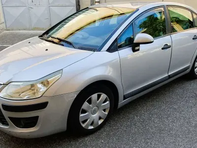 Käytetty Citroën C4 VTR Sport 120 HP (88 kW) 2009 Hopea Sedan