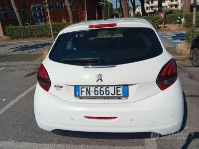 Usata Peugeot 208