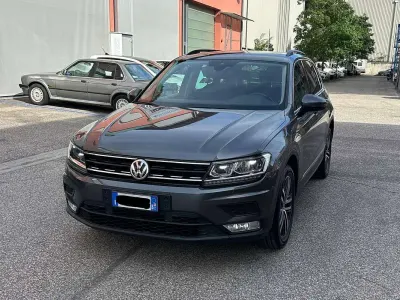 Usata VW Tiguan 150 CV (110 kW) 2017 Grigio SUV