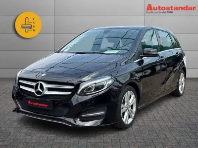 Usata Mercedes B180 Business 122 CV (89 kW) 2018 Nero Utilitaria
