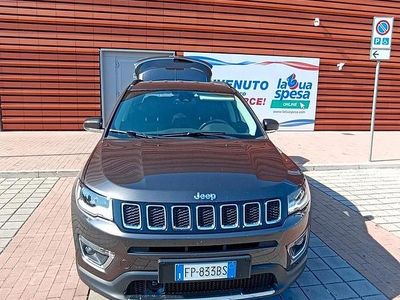 Usata Jeep Compass Limited 130 CV (95 kW) 2018 Grigio SUV