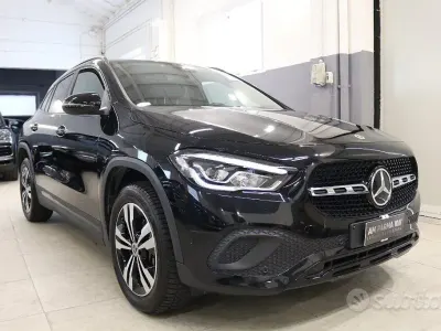 Usata Mercedes GLA200 150 CV (110 kW) 2023 Nero SUV