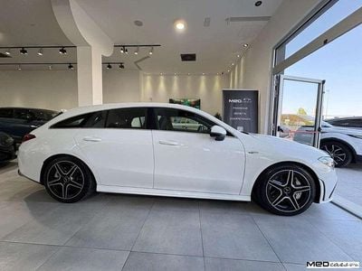 Begagnad Mercedes CLA180 Shooting Brake AMG 306 HK (225 kW) 2019 Vit Kombi