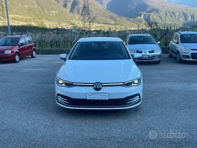 Usata VW Golf VIII Style 131 CV (96 kW) 2023 Bianco Berlina