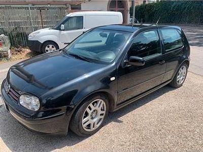 Usata VW Golf 101 CV (74 kW) 2001 Grigio Coupé