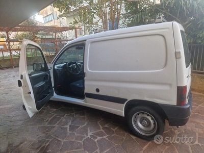 usata Peugeot Partner 1. 4 benzina e metano