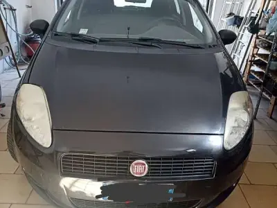 Usata Fiat Grande Punto S 69 CV (50 kW) 2012 Nero Utilitaria