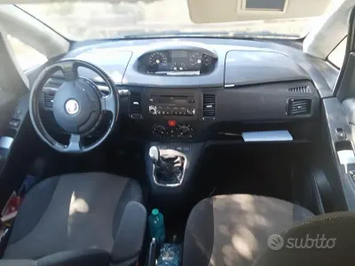 Usata Fiat Idea 77 CV (56 kW) 2009 Nero Monovolume