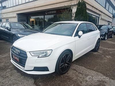 Usata Audi A3 Business 110 CV (80 kW) 2017 Bianco Berlina