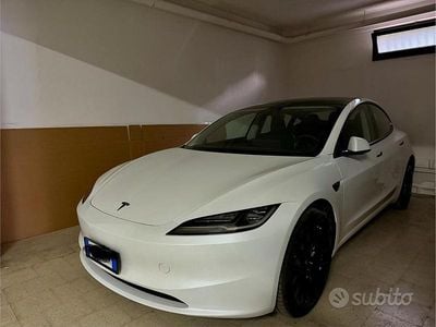 Usata Tesla Model 3 208 kW (283 CV) 2024 Bianco Berlina