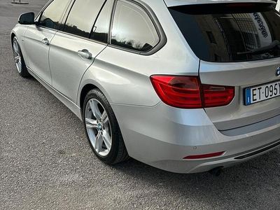 Usata BMW 316 Sport Line 116 CV (85 kW) 2013 Grigio Station wagon