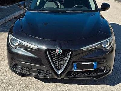 Usata Alfa Romeo Stelvio Business 210 CV (154 kW) 2019 Nero SUV