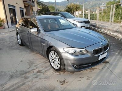 Usata BMW 520 184 CV (135 kW) 2011 Grigio Station wagon