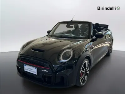 Begagnad Mini John Cooper Works 2022 Svart Halvkombi