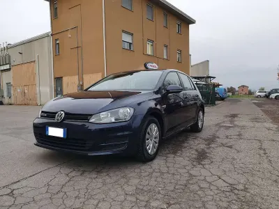 Usata VW Golf VII 110 CV (80 kW) 2016 Blu/azzurro Berlina