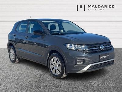 Usata VW T-Cross 95 CV (69 kW) 2019 Grigio SUV