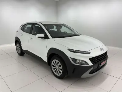 Usata Hyundai Kona 120 CV (88 kW) 2022 Atlas white SUV