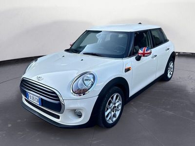 usata Mini Cooper D Cooper 1.5Business 5 porte