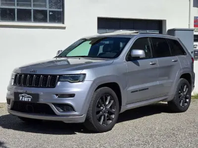 Usata Jeep Grand Cherokee 250 CV (183 kW) 2018 Grigio medio SUV