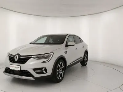 Usata Renault Arkana Intens 145 CV (106 kW) 2022 Bianco SUV