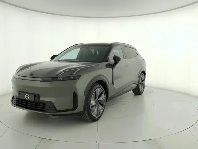 Nuova Lynk & Co 08 139 CV (102 kW) 2026 Mineral green SUV