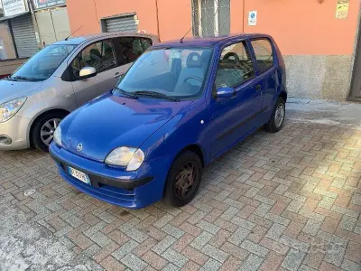 Usata Fiat Seicento 54 CV (39 kW) 2001 Bluazzurro Utilitaria