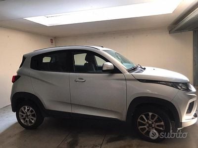 Mahindra KUV100