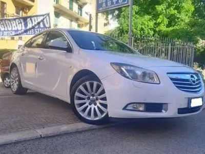 Usata Opel Insignia Cosmo 160 CV (117 kW) 2010 Bianco Berlina